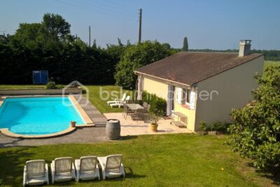 Coup de Cœur à Ervauville : Longère avec Piscine, Studio, et Vue Exceptionnelle – Idéal Famille ou Gîte – 10 pièces – 6 chambres – 173 m²