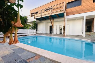 VILLA modulable à fort potentiel – Piton Saint-Leu – 8 pièces – 5 chambres – 185 m²