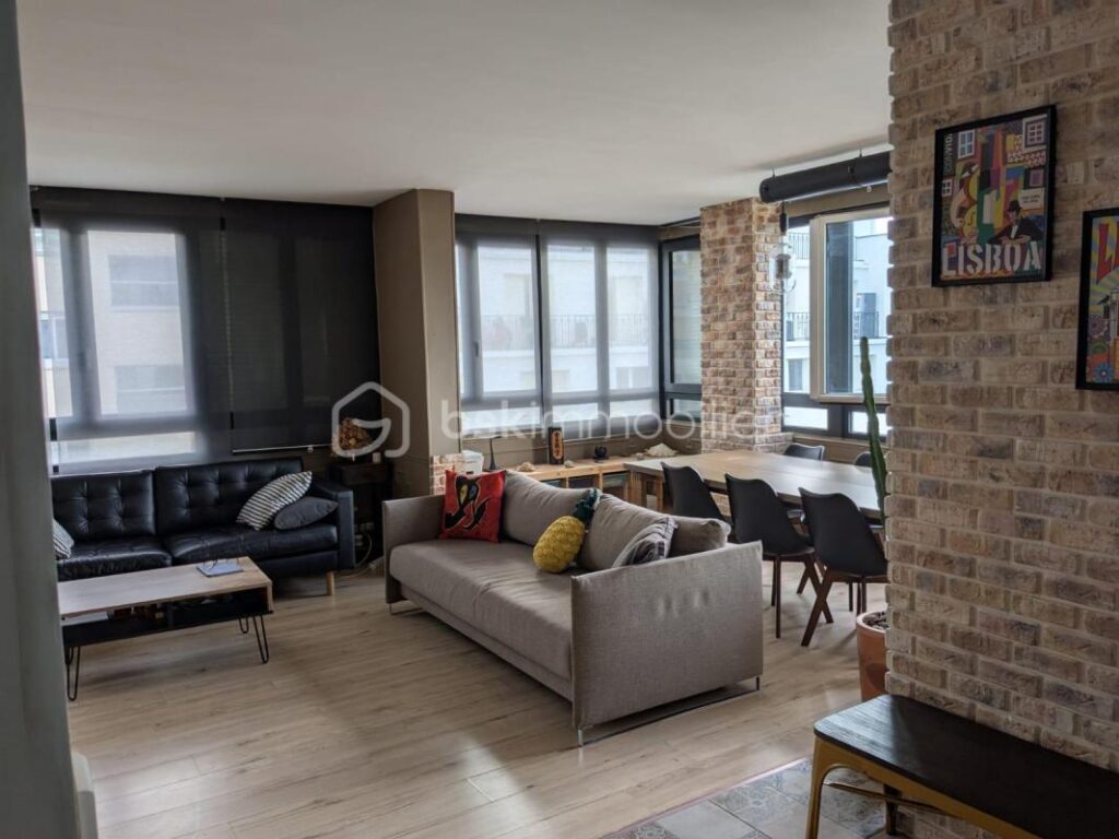 APPARTEMENT VU TOUR EIFFEL – 4 pièces – 2 chambres – 74 m²