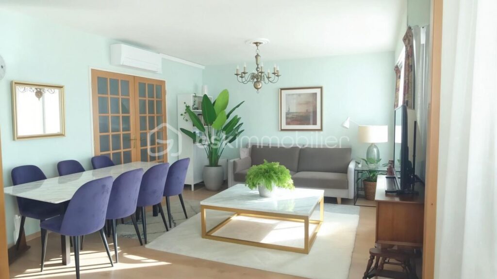 POISSY CENTRE Appartement avec vidéo de 4 pièces de 81 m2 – 4 pièces – 3 chambres – 81 m²