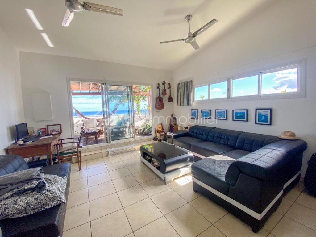 Appartement T2 en Triplex avec vue mer – 2 pièces – 1 chambre – 58 m²