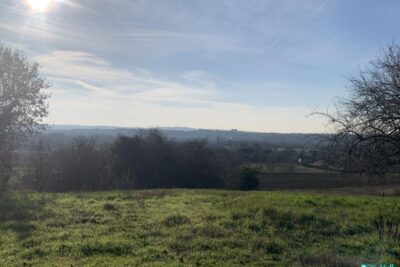 Terrain – 325m ² – NR pièces – NR chambres – 325 m²