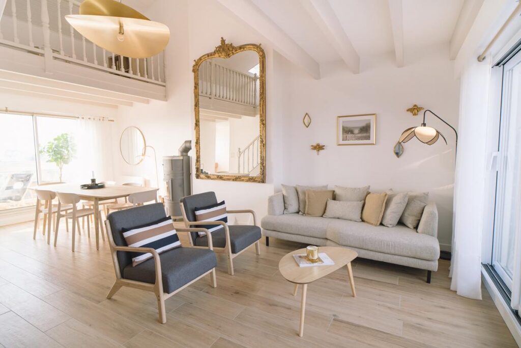 Duplex de 122m², vue sur mer – 5 pièces – 4 chambres – 122 m²