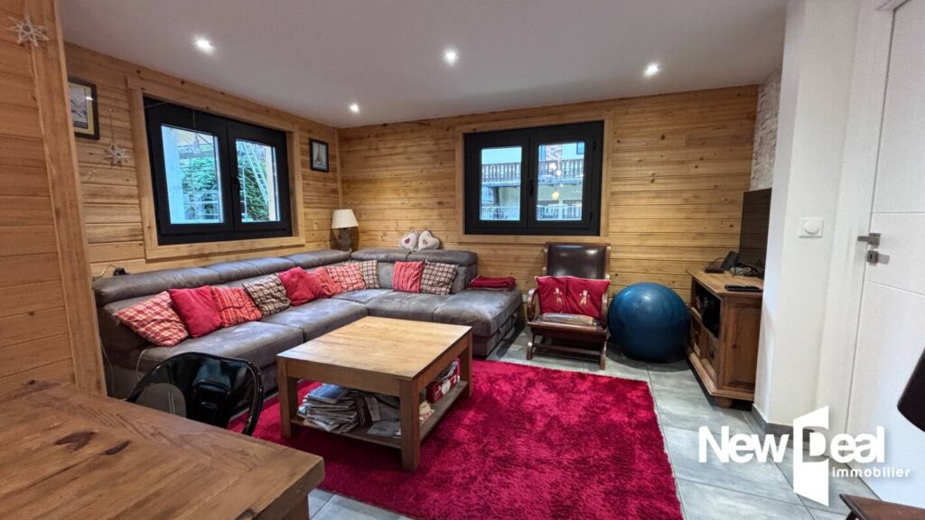 CHAMONIX MONT-BLANC – CHALET 6 Pièces – 4 Chambres – GARAGE mezzanine – VUE exceptionnelle Massif du MONT-BLANC – 6 pièces – 4 chambres – 152 m²
