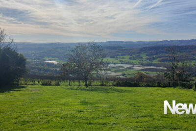 Terrain 1500 m² avec VUE à 20 mn de Brive – NR pièces – NR chambres – 1530 m²