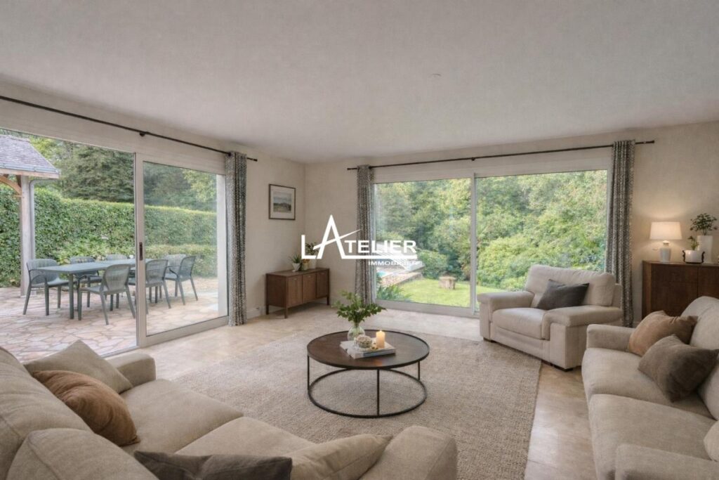 Sautron centre 70m2 pièce de vie, 6ch, vue dégagée sur Cens – 11 pièces – 6 chambres – 230 m²