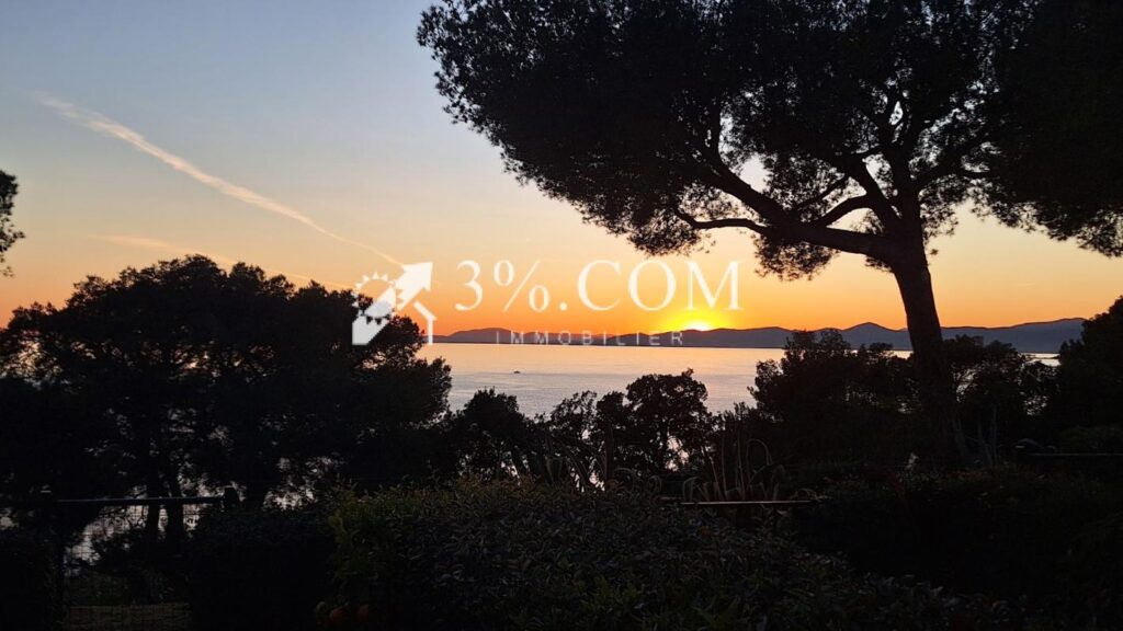 Boulouris / Résidence Le Panorama Studio avec vue mer – 1 pièce – NR chambres – 27 m²