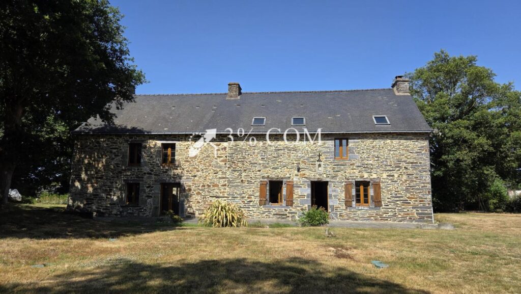 Longère de caractère au calme – 4 pièces – 3 chambres – 115 m²