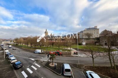 APPARTEMENT DE STANDING A 2 PAS DES REMPARTS – 4 pièces – 2 chambres – 92 m²