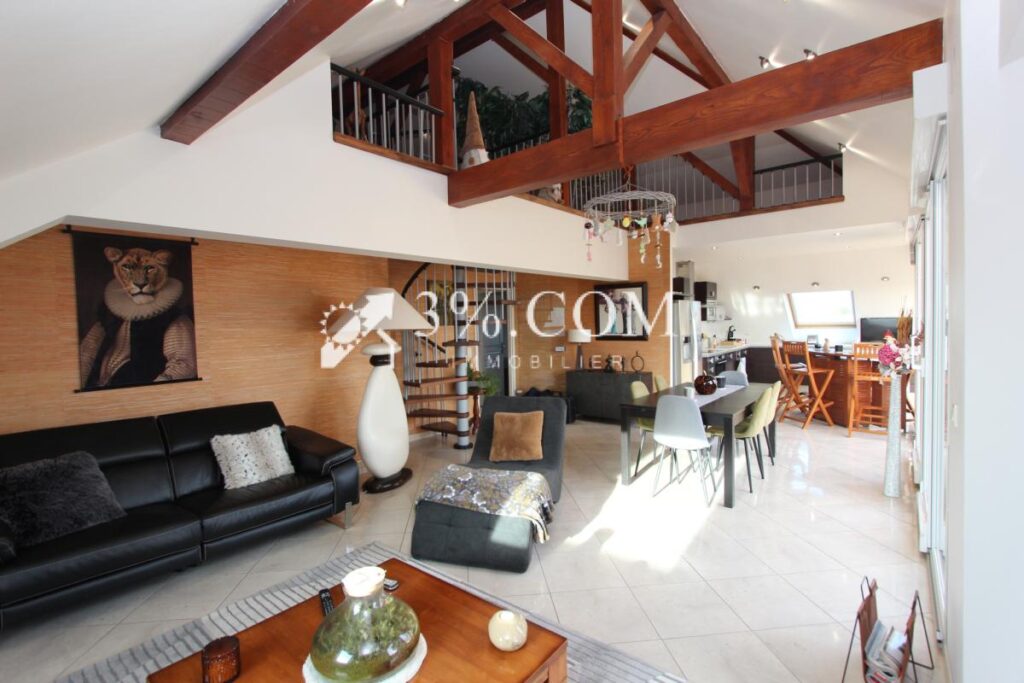 Appartement 5 pièces 176 m2 – 5 pièces – 4 chambres – 176 m²