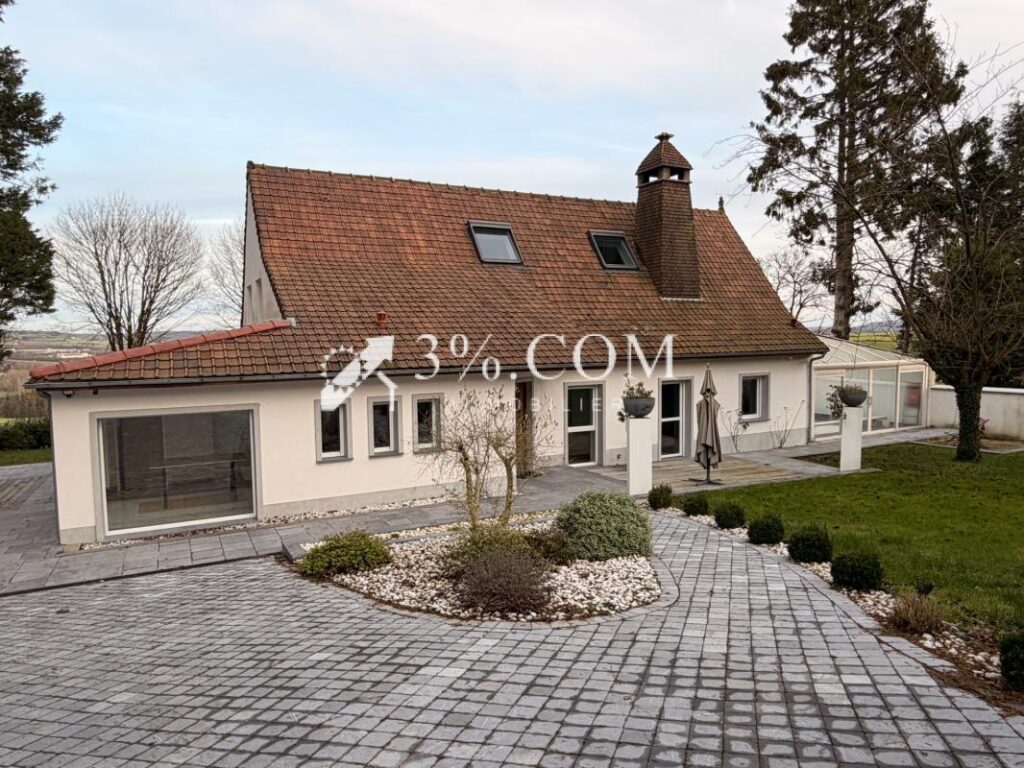 Villa indépendante avec piscine à Condette – 6 pièces – 4 chambres – 179 m²