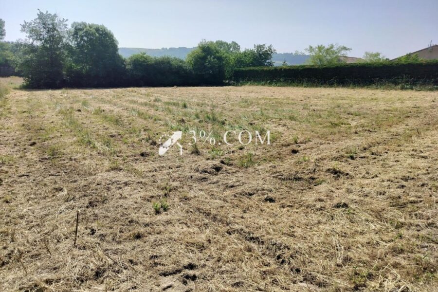 Terrain à vendre à Alboussiere