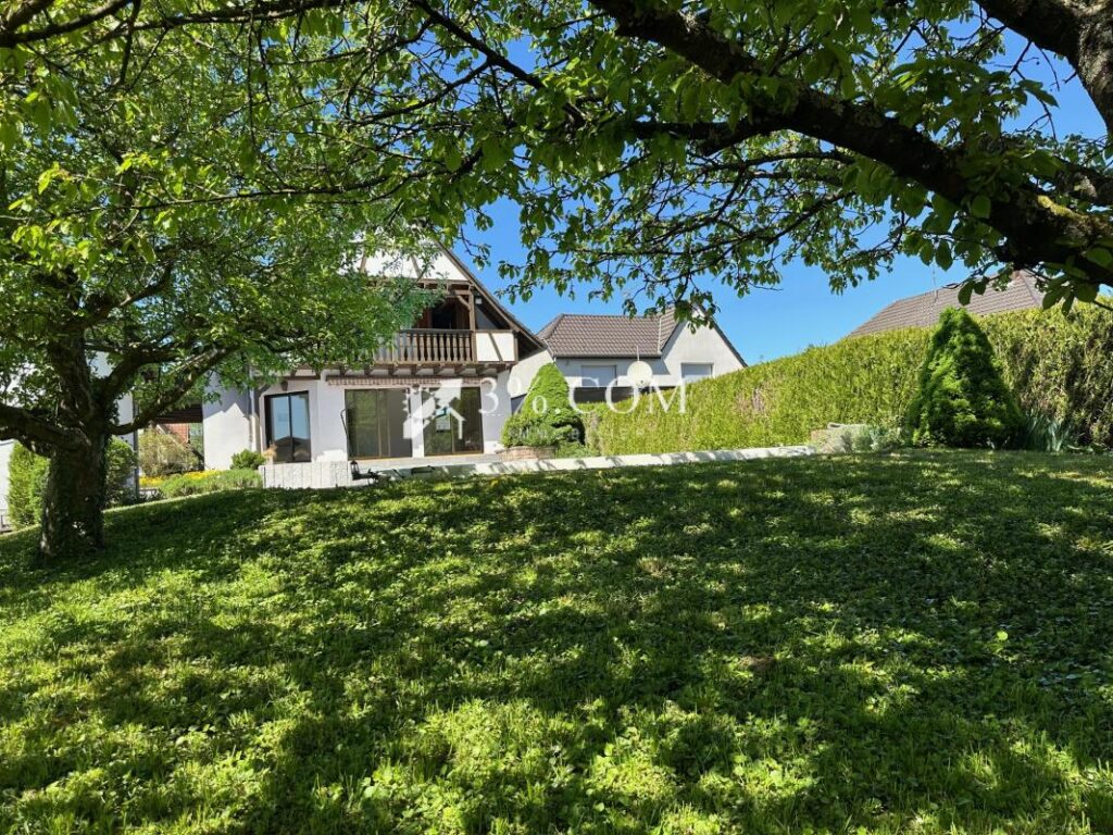 3%.COM – Maison avec piscine – 5 pièces – 3 chambres – 169 m²