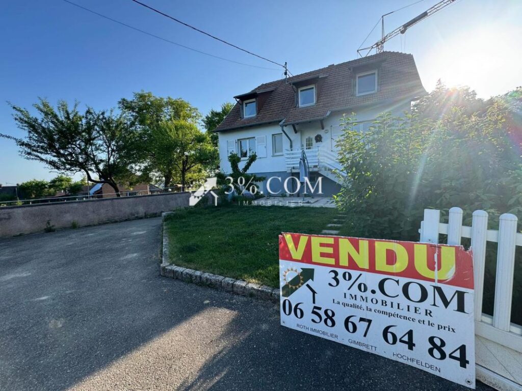 3%COM Jolie maison rénovée avec 4 chambres proximité Hochfel – 6 pièces – 4 chambres – 152 m²