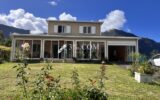 Maison familiale 159m2, 4ch, 1139M2 terrain Salazie – 8 pièces – 4 chambres – 159 m²