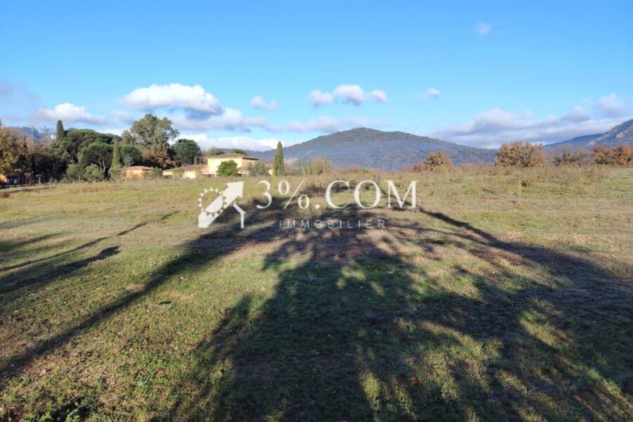 Terrain à vendre à Grimaud