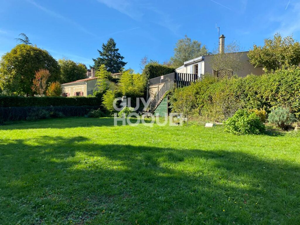 Maison Vouvant – 3 pièces – 2 chambres – 120 m²