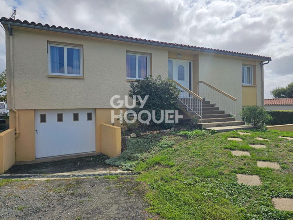 Maison Fontenay Le Comte 8 pièce(s) 150.87 m2 – 8 pièces – 5 chambres – 150 m²