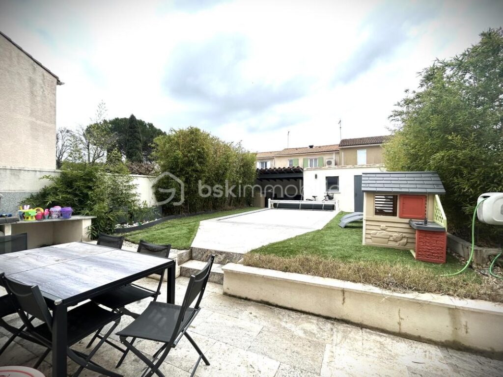 A vendre maison – 5 pièces – 4 chambres – 108 m²