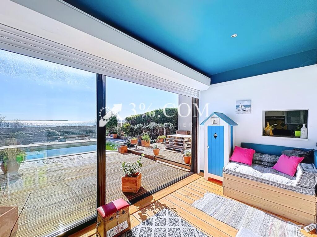 Coup de coeur à Bages : maison avec vue exceptionnelle sur l’ – 7 pièces – 3 chambres – 139 m²