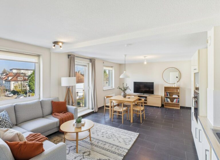 Magnifique appartement 2 pièces dernier étage avec cuisine é – 2 pièces – 1 chambre – 66 m²