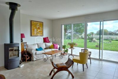 Plain-pied de 2021 au calme – Trois chambres – Garage – 4 pièces – 3 chambres – 90 m²