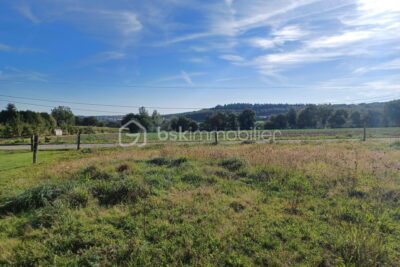 Terrain constructible de 1 000 m2 – NR pièces – NR chambres – 1000 m²