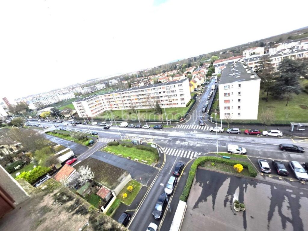 bel appartement F4 lumineux et traversant de 79 m² – 4 pièces – 3 chambres – 79 m²