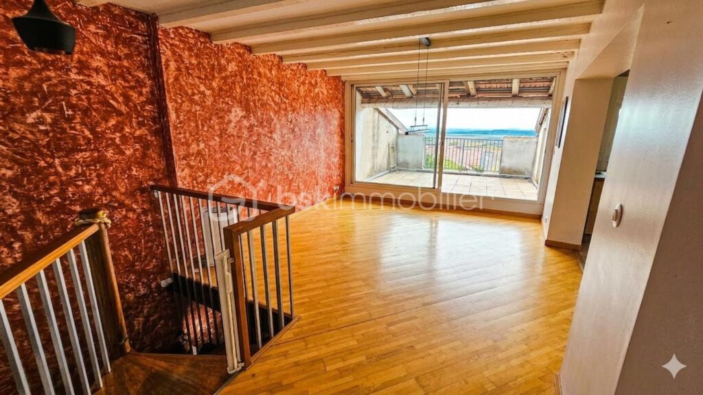 Maison de Village (228 m²) – Vue Panoramique à Amance (54770) – 7 pièces – 5 chambres – 228 m²