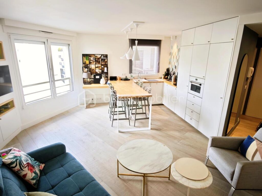 LEVALLOIS – PERRET Centre Ville : 2 pièces entièrement rénové – 2 pièces – 1 chambre – 46 m²