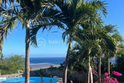 Maison 7 pièces 200m2 – 7 pièces – 5 chambres – 200 m²