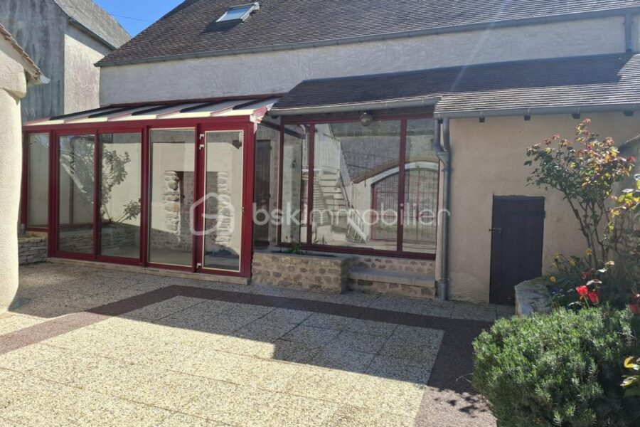 Maison à vendre à Sermaises