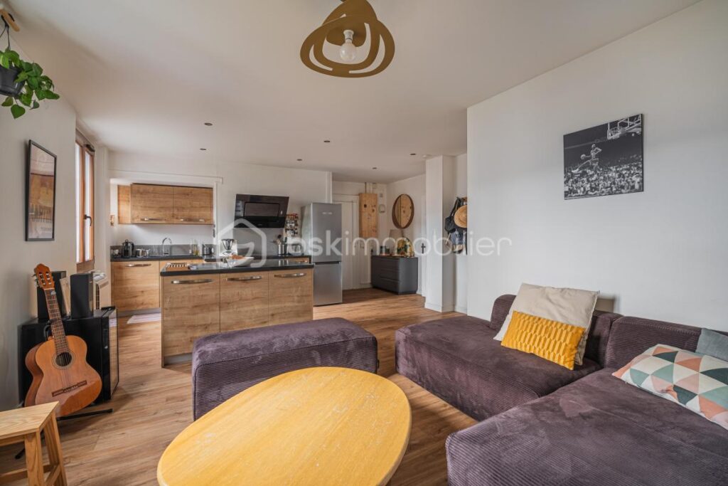 Appartement T3 au calme – Quartier de l’Aigle à Grenoble – possibilité d’achat d’un garage – 3 pièces – 2 chambres – 65 m²