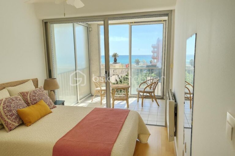 DUPLEX ACCES DIRECT A LA PLAGE – 3 pièces – 2 chambres – 58 m²