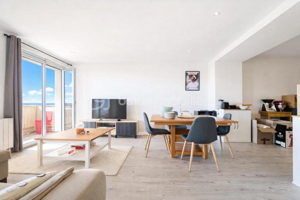 À vendre – Appartement de charme au cœur de Pommiers – 60m² – Vue vignes – 3 pièces – 2 chambres – 60 m²