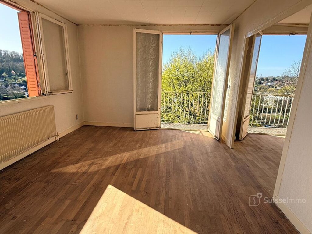 Appartement 67,81m2 – Garage & cave – à rénover – 4 pièces – 2 chambres – 67 m²