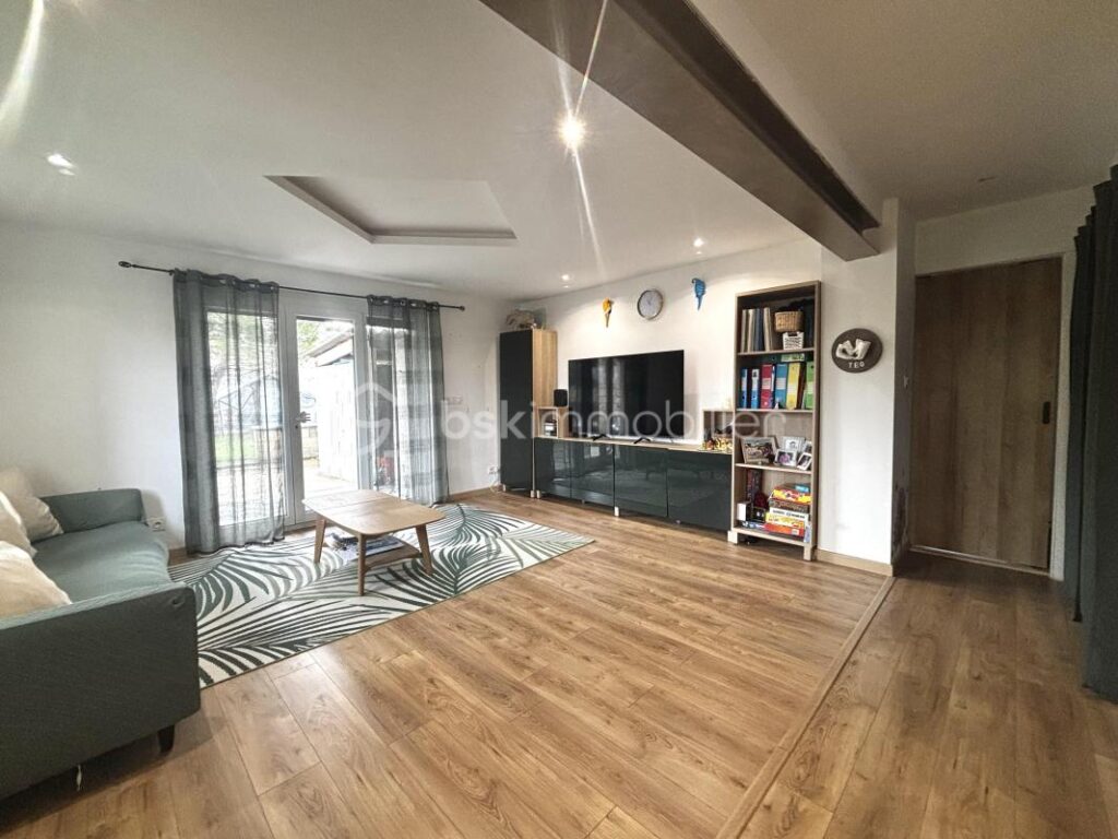 Maison plain-pied 108 m² avec studio indépendant sur un terrain de 760 m² – 5 pièces – 4 chambres – 108 m²