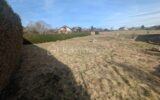 Terrain constructible – Cadre champêtre & vue dégagée – Clermont (74270) – NR pièces – NR chambres – 930 m²