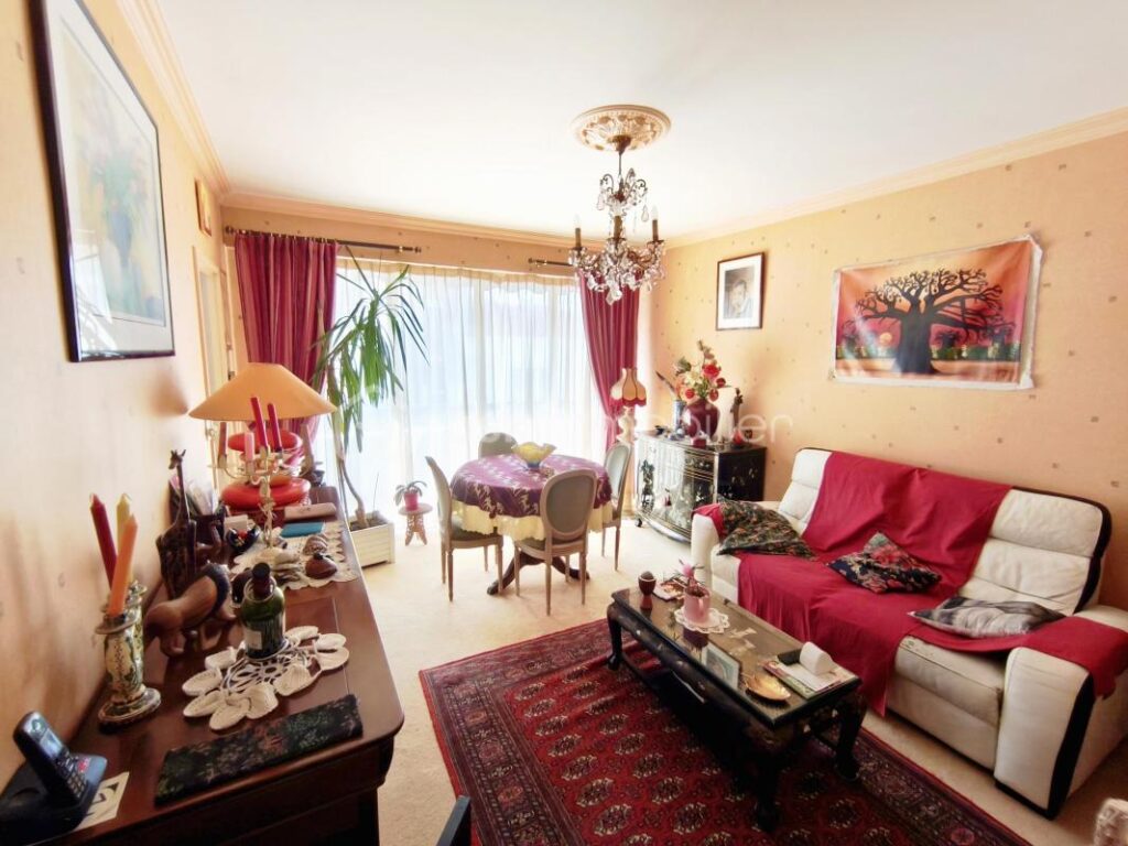 Appartement 63m², 2 chambres , centre-ville – 3 pièces – 2 chambres – 63 m²