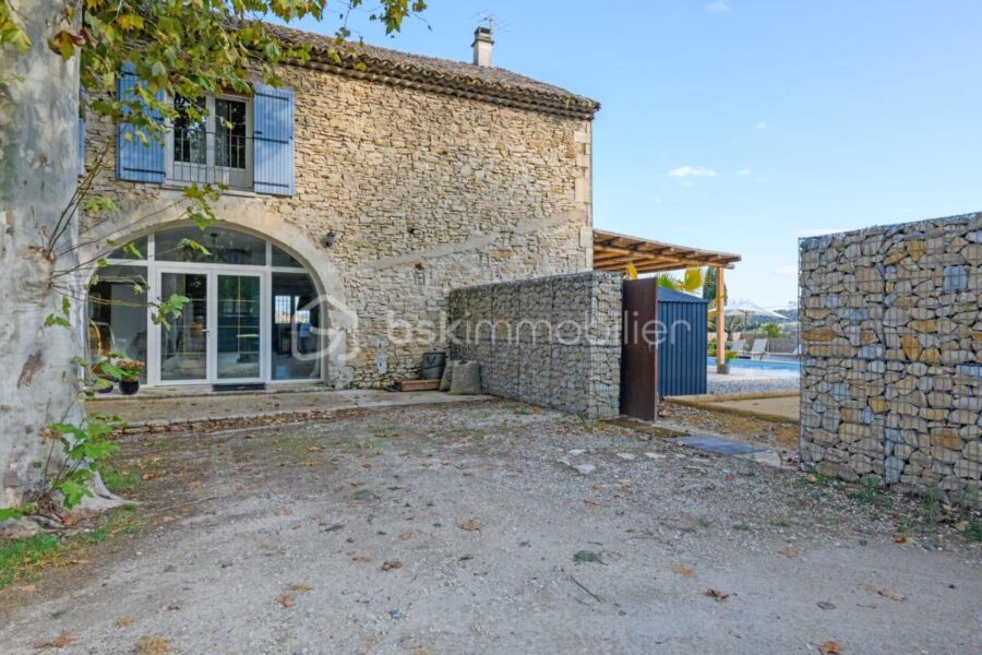 Maison à vendre à Venejan
