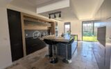 MAISON RENOVEE « ESPRIT LOFT » de 302m2 – 4 CH dont 1 suite parentale – 8 pièces – 4 chambres – 302 m²