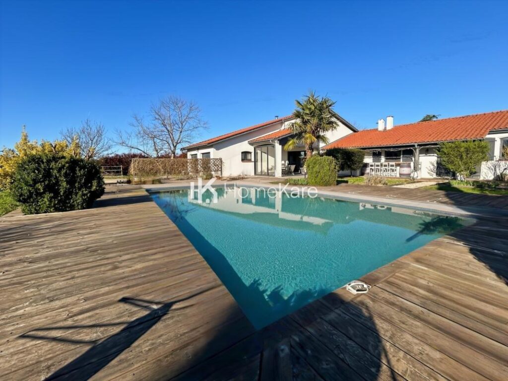 MAISON FAMILIALE DANS UN ENVIRONNEMENT IDEAL – 7 pièces – 5 chambres – 192 m²