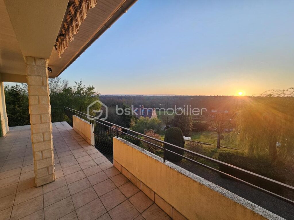 Coup de cœur – Vue imprenable – 6 pièces – 4 chambres – 113 m²