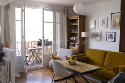 🏡 3 PIÈCES LUMINEUX & TRAVERSANT – ÉTAGE ÉLEVÉ AVEC BALCON – CHARENTON-LE-PONT – 3 pièces – 2 chambres – 50 m²