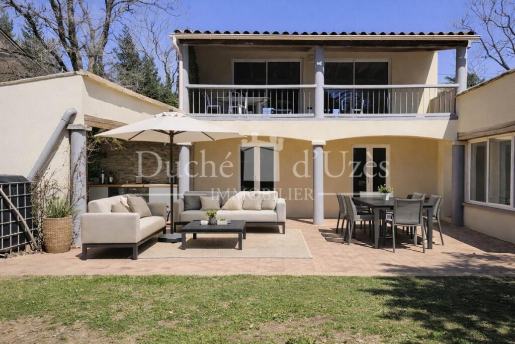 Villa – 5 pièces – 4 chambres – 156 m²