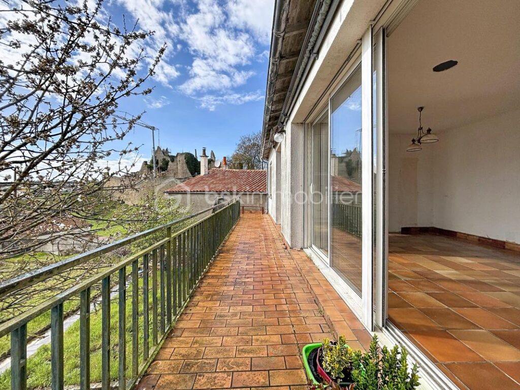 Maison à BRESSUIRE – 5 pièces – 3 chambres – 126 m²