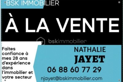 Terrain viabilisé et constructible – NR pièces – NR chambres – 342 m²