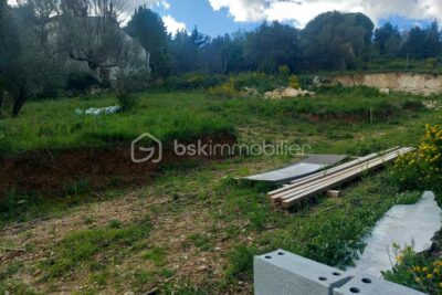 Centre ville terrain constructible – NR pièces – NR chambres – 356 m²