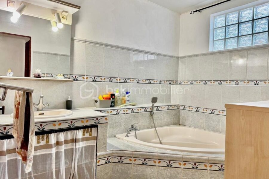 Maison à vendre à Les avirons — Vue mer — photo 10