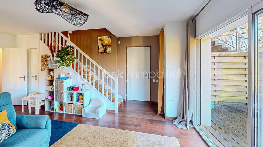 T3 en duplex – Belle terrasse avec vue dégagée – Quartier du Séqué à Bayonne – 3 pièces – 2 chambres – 60 m²